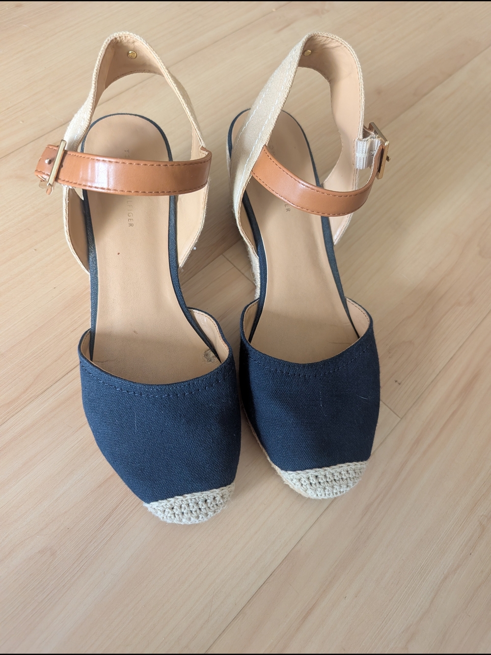 Tommy Hilfiger Women's Nilsa Wedge Navy Canvas Espadrille Sandal Size 9.5 - Picture 2 of 8